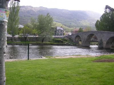 PUENTE ROMANO DE NAVALUENGA