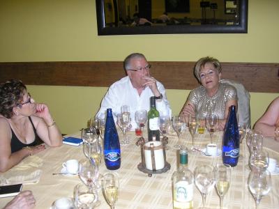 LA AMISTAD SE HACE CON EL TIEMPO